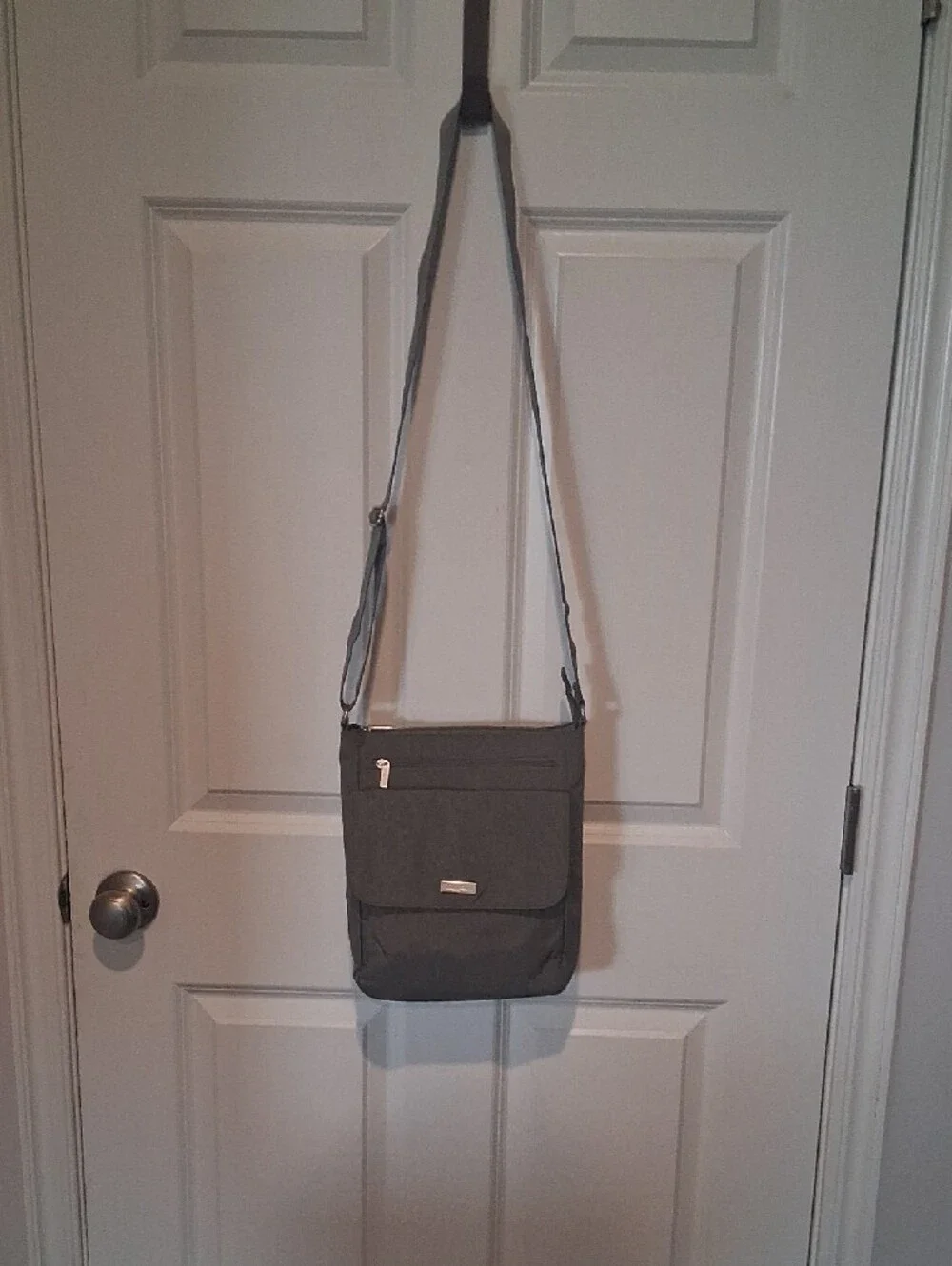 Baggallini Gray Crossbody Bag with Subtle Leopard Print And Adjustable Strap